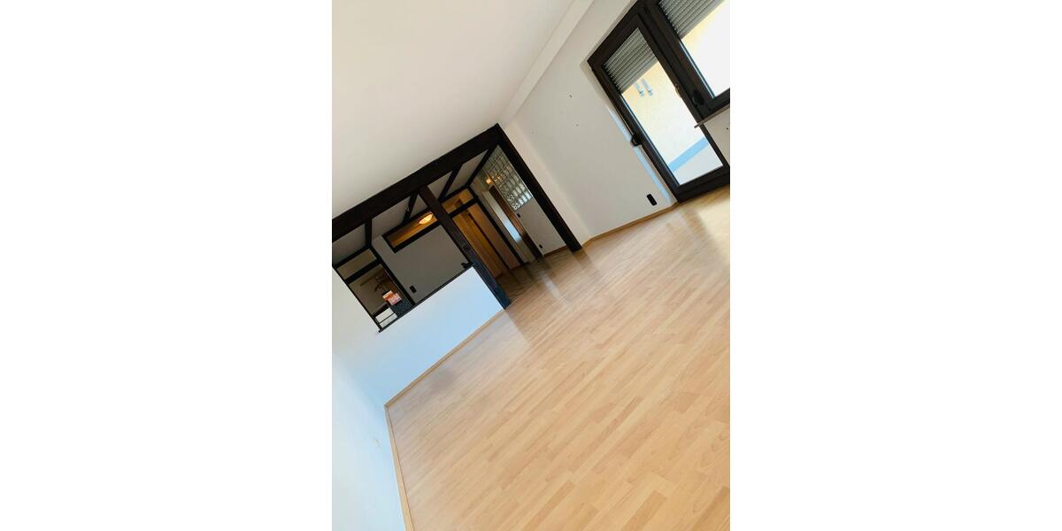 Hochparterre Heilbronn Böckingen - 4.5 Zimmer, 96 m&sup2;, 318.000&euro; | Angebot:26552522