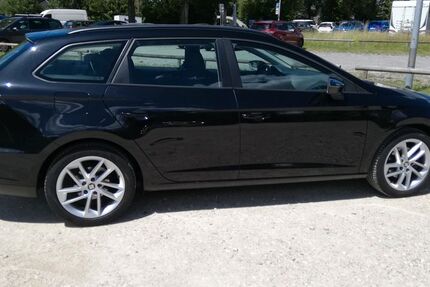 Seat Leon 125.500 km 8.200 &euro; Leinfelden-Echterdingen 70771
