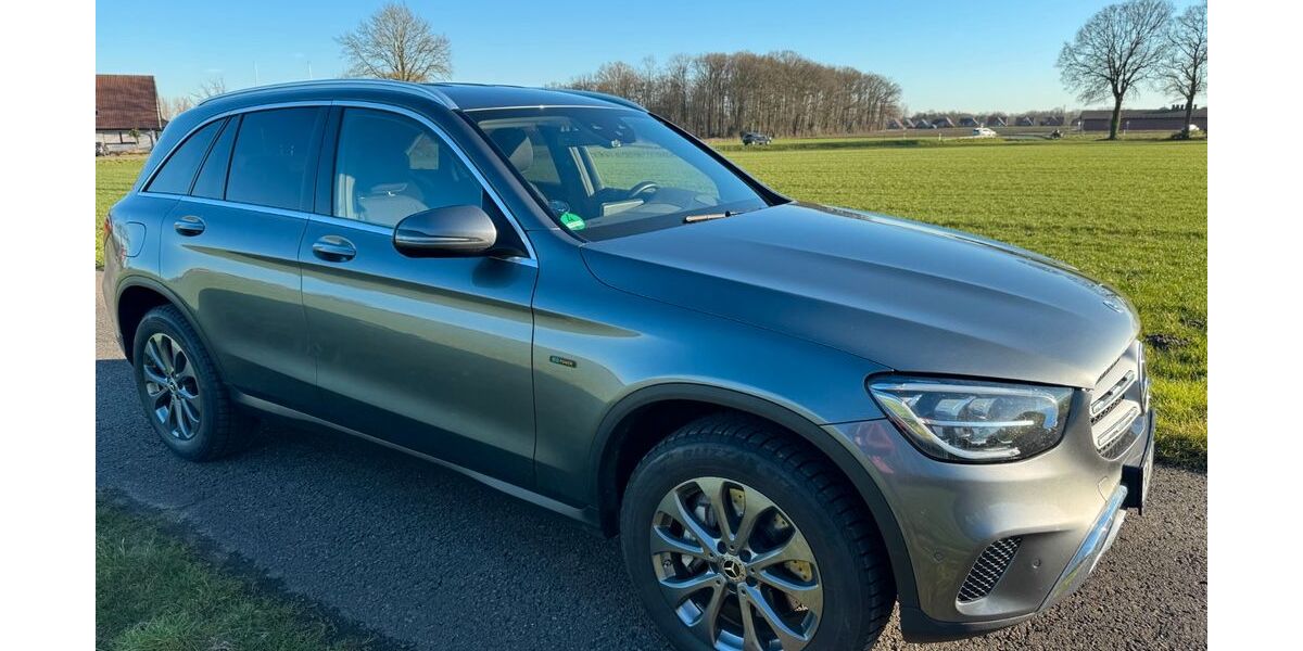 Mercedes-Benz GLC 300 98.000 km 30.500 &euro; Weil der Stadt 71263