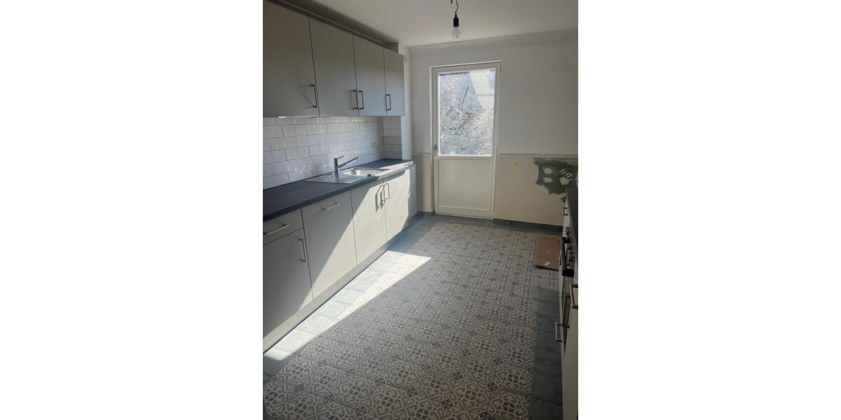 Etagenwohnung Schwieberdingen - 3 Zimmer, 95 m&sup2;, 1.520&euro; | Angebot:27540334