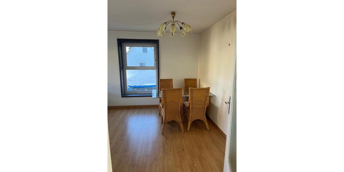 Etagenwohnung Böblingen - 3 Zimmer, 70 m&sup2;, 920&euro; | Angebot:25765772