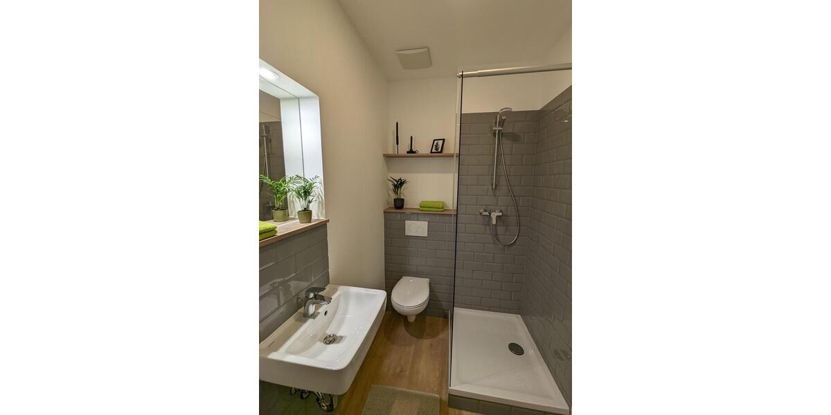 Etagenwohnung Stuttgart Stuttgart-West - 1 Zimmer, 18 m&sup2;, 770&euro; | Angebot:25978041