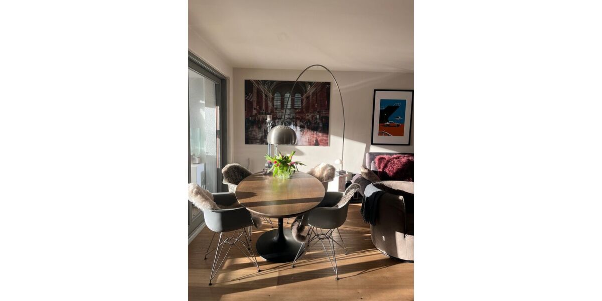 Exklusiv möbilierte 2-Zimmer-Erdgeschosswohnung mit Garten und Balkon - Appartement Stuttgart Berg | Angebot:27121143