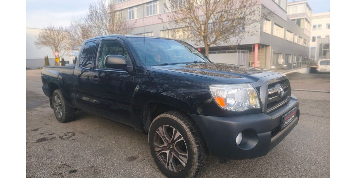 Toyota Tacoma 116.828 km 9.999 &euro; Fellbach 70736