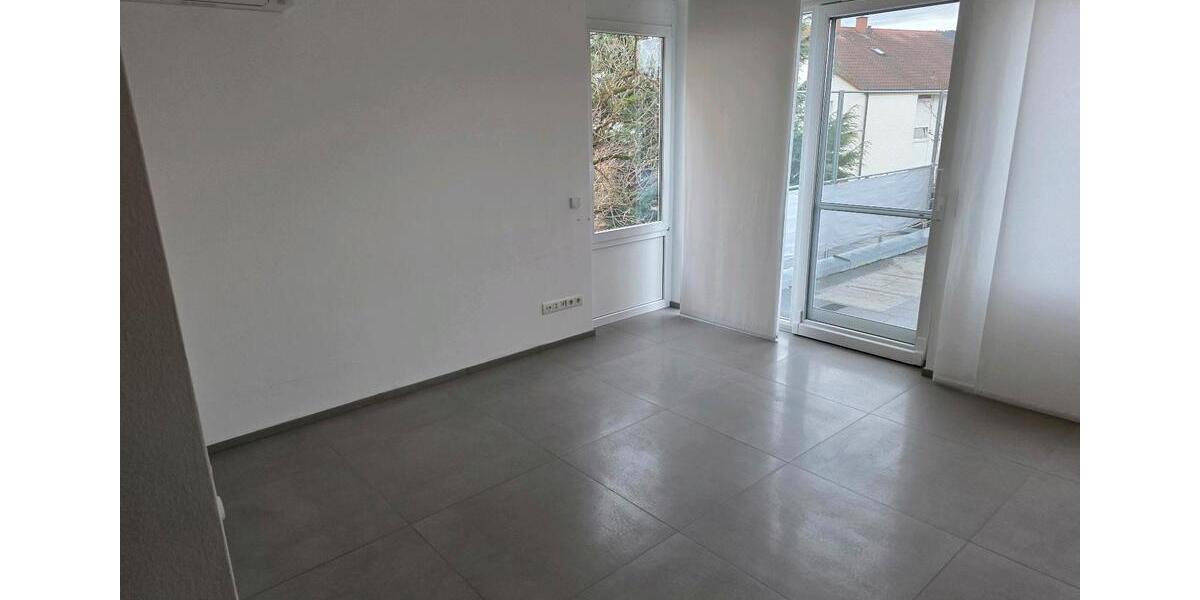 Doppelhaushälfte Weinstadt - 8 Zimmer, 220 m&sup2;, 1.490.000&euro; | Angebot:26232326