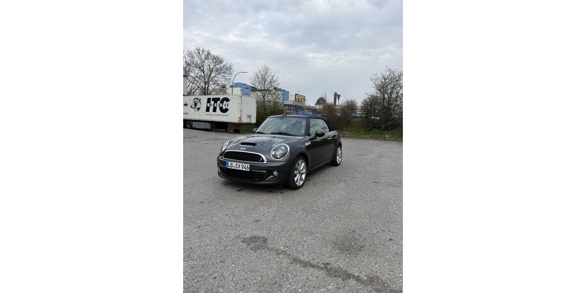 Mini Cooper S Cabrio 118.928 km 10.300 &euro; Schwieberdingen 71701