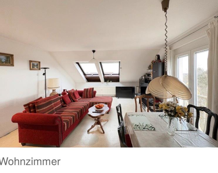 Dachgeschoßwohnung Ludwigsburg Oßweil - 3 Zimmer, 66 m&sup2;, 800&euro; | Angebot:27578356