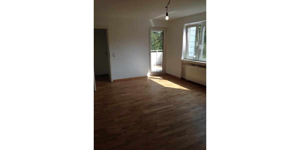 Etagenwohnung Stuttgart Botnang - 3 Zimmer, 89 m&sup2;, 1.300&euro; | Angebot:25855229