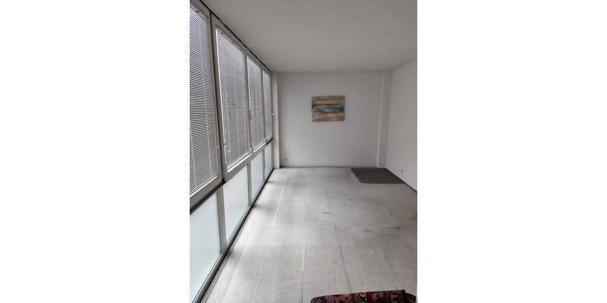 Etagenwohnung Esslingen am Neckar Hegensberg - 4 Zimmer, 90 m&sup2;, 1.200&euro; | Angebot:25959556