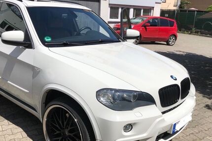 BMW X5 121.500 km 17.800 &euro; Stuttgart 70329