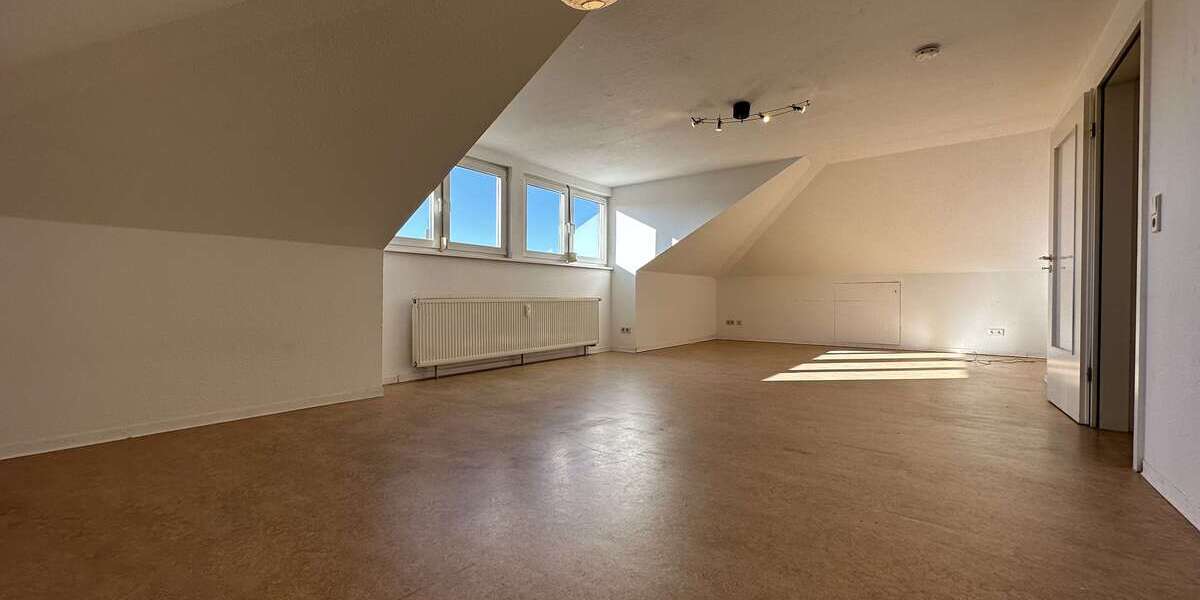 Etagenwohnung Stuttgart Bad Cannstatt - 3 Zimmer, 88 m&sup2;, 1.275&euro; | Angebot:20188362