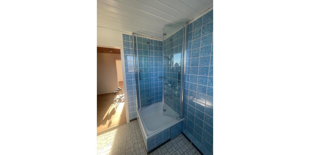 Dachgeschoßwohnung Mönsheim - 3 Zimmer, 70 m&sup2;, 820&euro; | Angebot:25791244