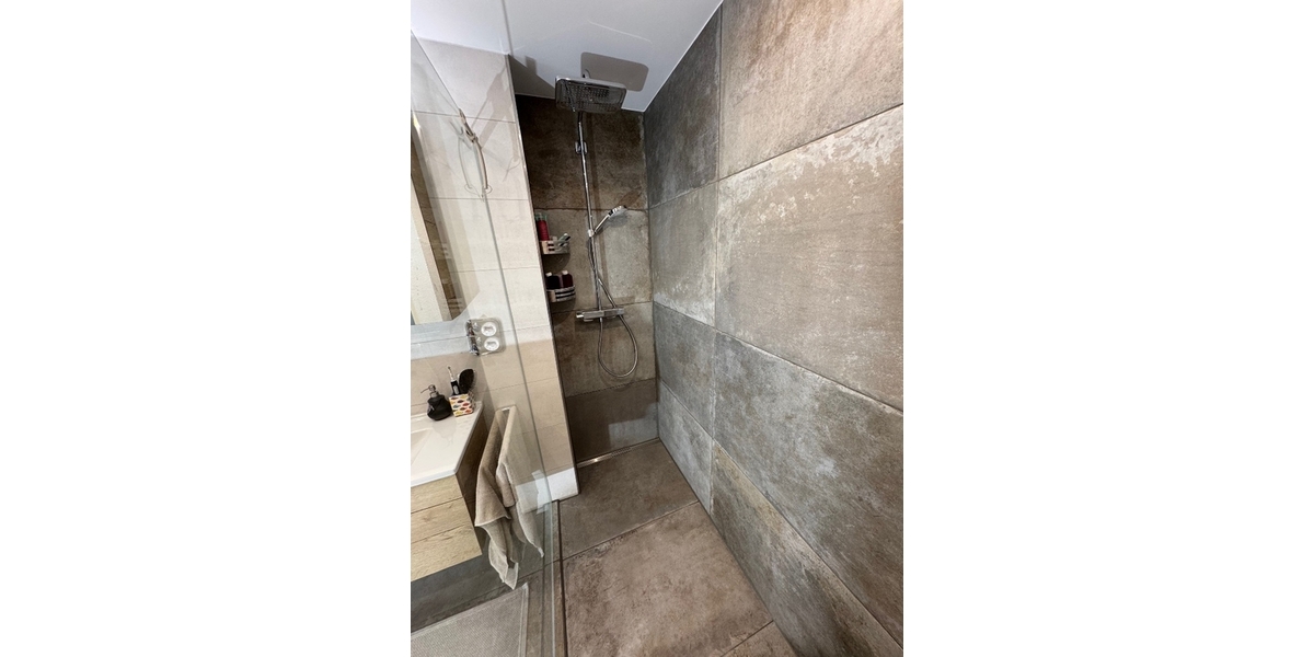 Einziehen und wohlfühlen - Hochwertig renovierte 3,5-Zi-ETW am Ramsbachtal in S-Degerloch(Hoffeld) - 3.5 Stuttgart / Hoffeld Hoffeld (Stadtteil) | Angebot:27543986