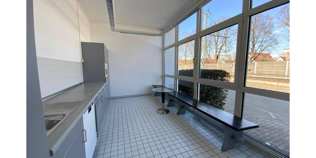 Gewerbeobjekt Sindelfingen Mitte - 7 Zimmer, 5.200&euro; | Angebot:25704219