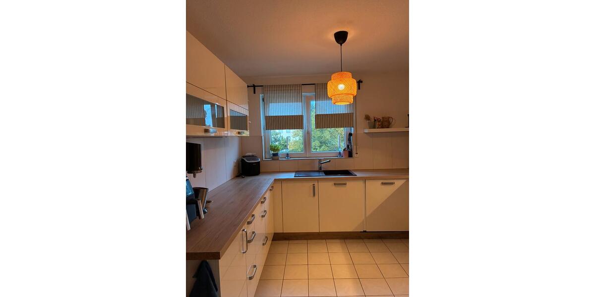 Dachgeschoßwohnung Brackenheim - 4.5 Zimmer, 97 m&sup2;, 1.150&euro; | Angebot:27580019