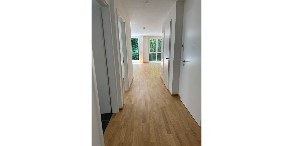 Etagenwohnung Böblingen - 3 Zimmer, 76 m&sup2;, 1.500&euro; | Angebot:25705292