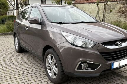 Hyundai ix35 61.280 km 11.000 &euro; Illingen 75428