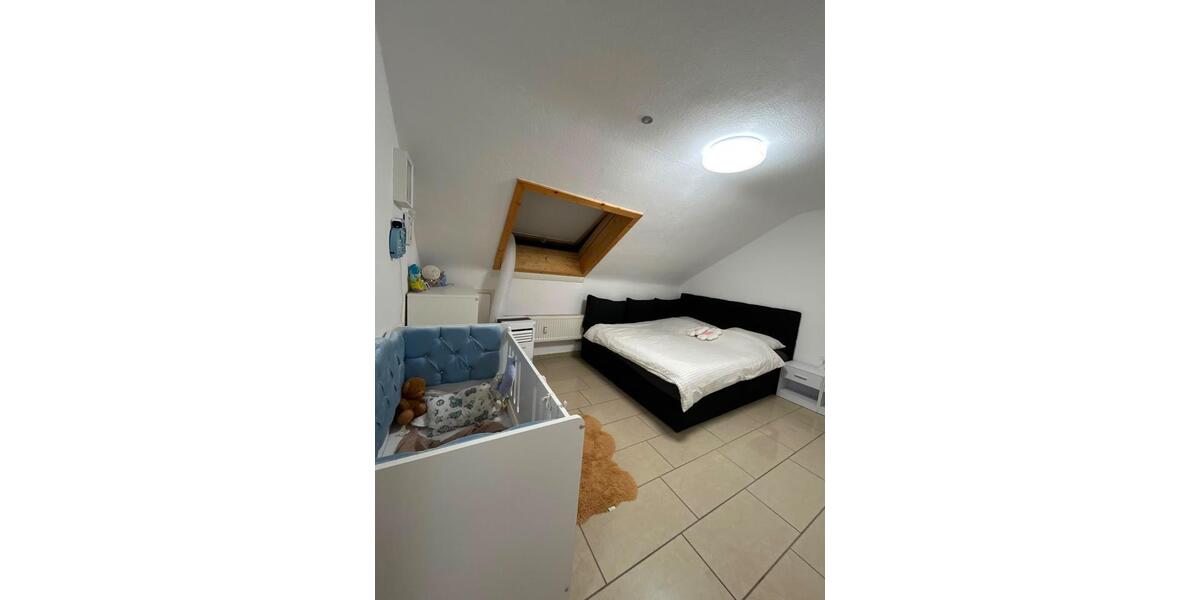 Dachgeschoßwohnung Ludwigsburg Oßweil - 2 Zimmer, 55 m&sup2;, 1.020&euro; | Angebot:27605883