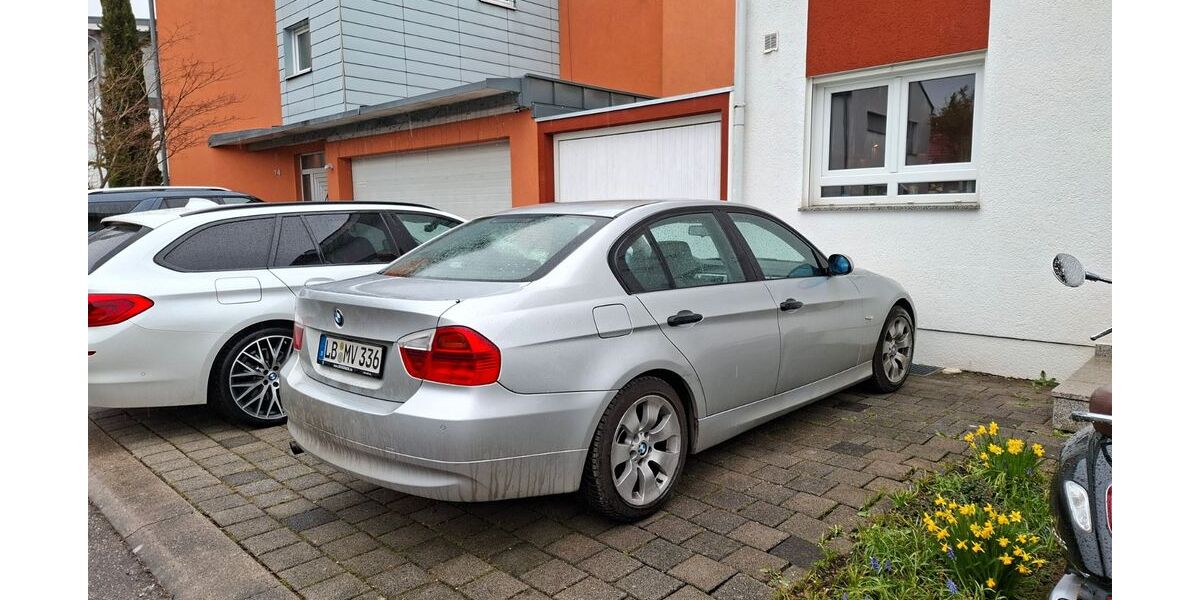 BMW 318 79.000 km 4.350 &euro; Kornwestheim 70806
