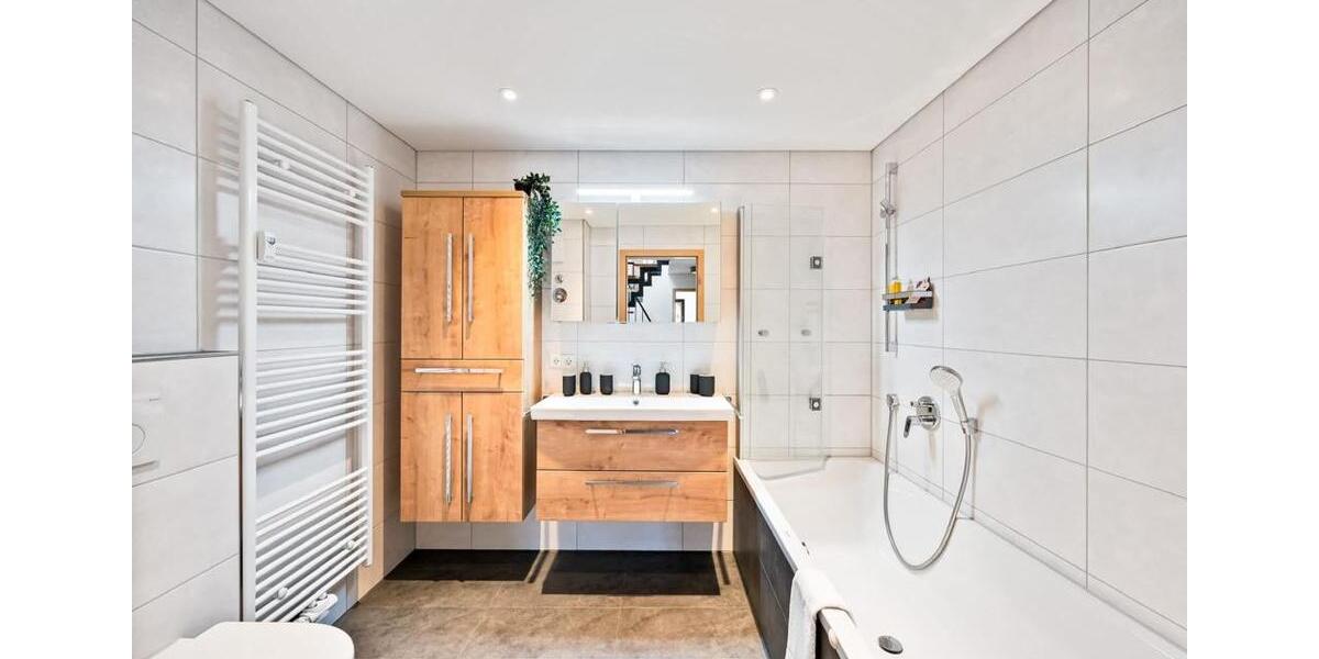 Maisonettenwohnung Weinsberg - 5 Zimmer, 118 m&sup2;, 1.750&euro; | Angebot:27595285
