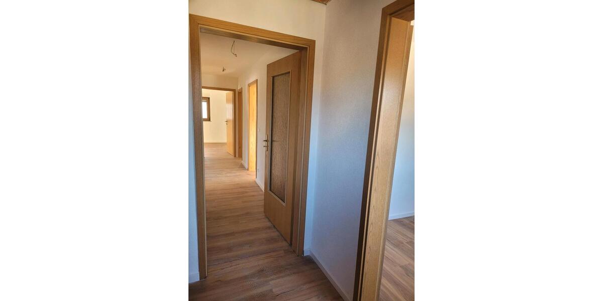 Dachgeschoßwohnung Heilbronn - 4 Zimmer, 63 m&sup2;, 1.100&euro; | Angebot:25286368