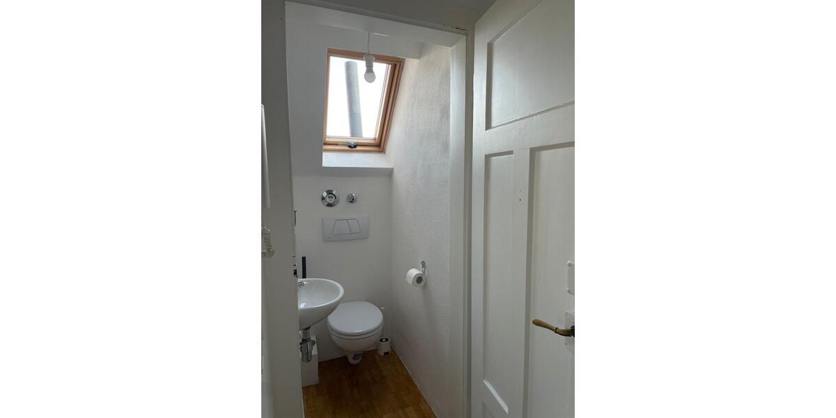 Dachgeschoßwohnung Stuttgart Stuttgart-Nord - 3 Zimmer, 50 m&sup2;, 900&euro; | Angebot:25989306