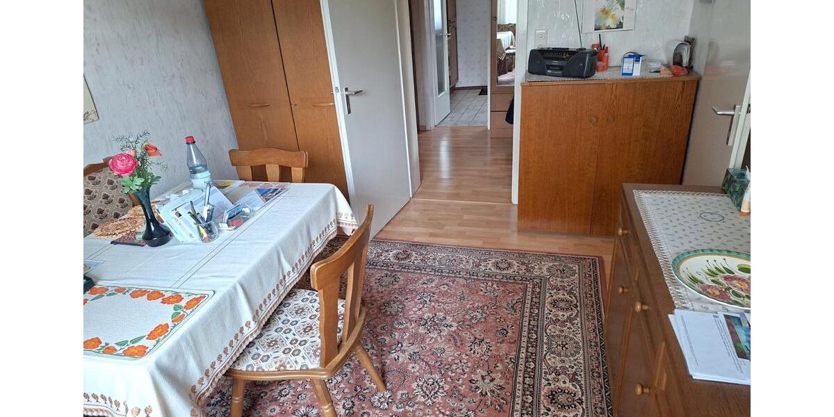Etagenwohnung Stuttgart Bad Cannstatt - 3 Zimmer, 78 m&sup2;, 235.000&euro; | Angebot:26983734