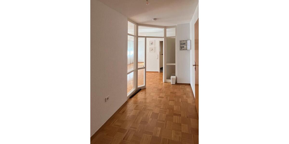 Erdgeschoßwohnung Kornwestheim - 3 Zimmer, 86 m&sup2;, 355.000&euro; | Angebot:26522445