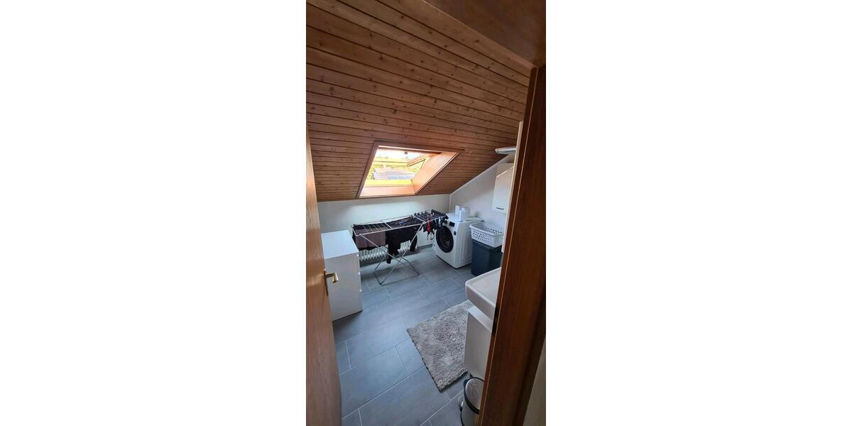 Dachgeschoßwohnung Bietigheim-Bissingen Bissingen - 3 Zimmer, 66 m&sup2;, 1.150&euro; | Angebot:27569540