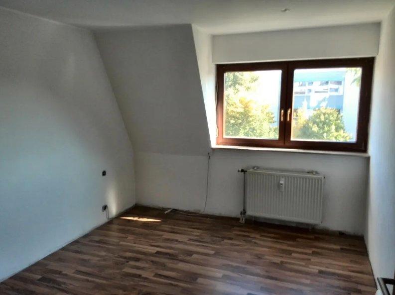 Maisonettenwohnung Sindelfingen - 3 Zimmer, 77 m&sup2;, 1.050&euro; | Angebot:27541919