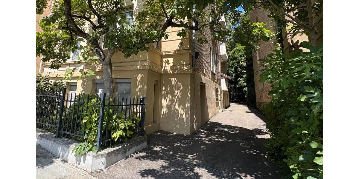 Dachgeschoßwohnung Stuttgart Stuttgart-West - 3 Zimmer, 72 m&sup2;, 599.000&euro; | Angebot:25611761