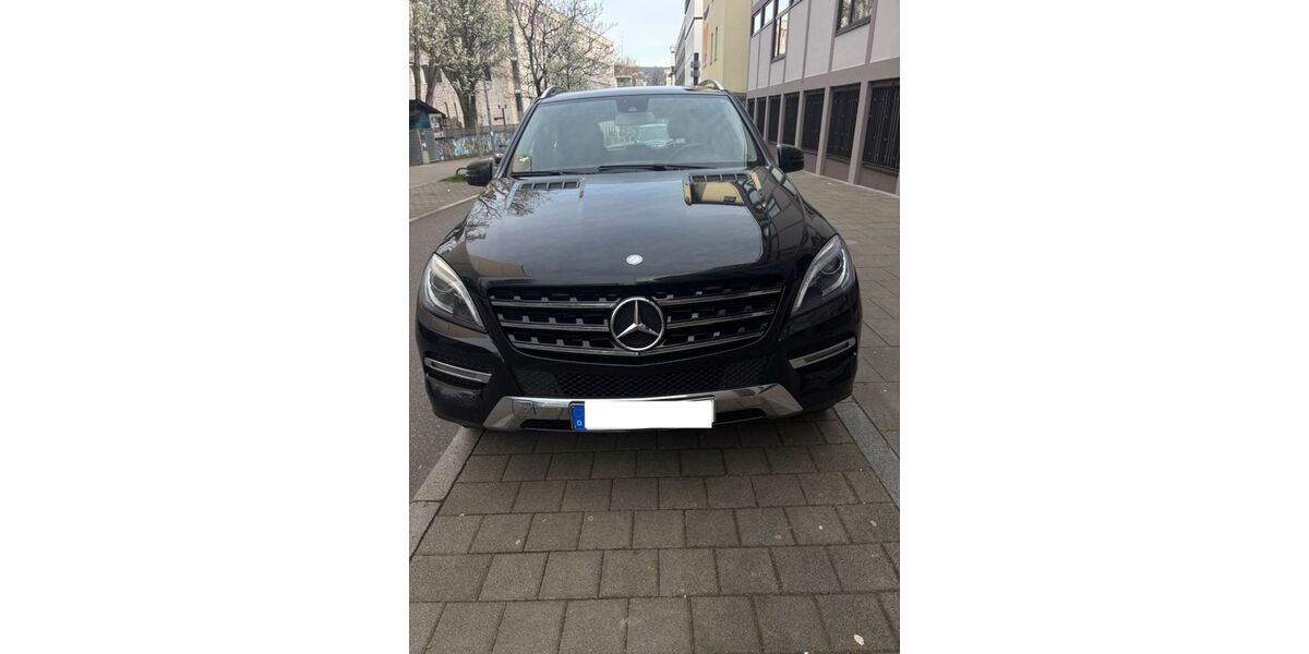 Mercedes-Benz ML 350 231.000 km 15.900 &euro; Althütte 71566