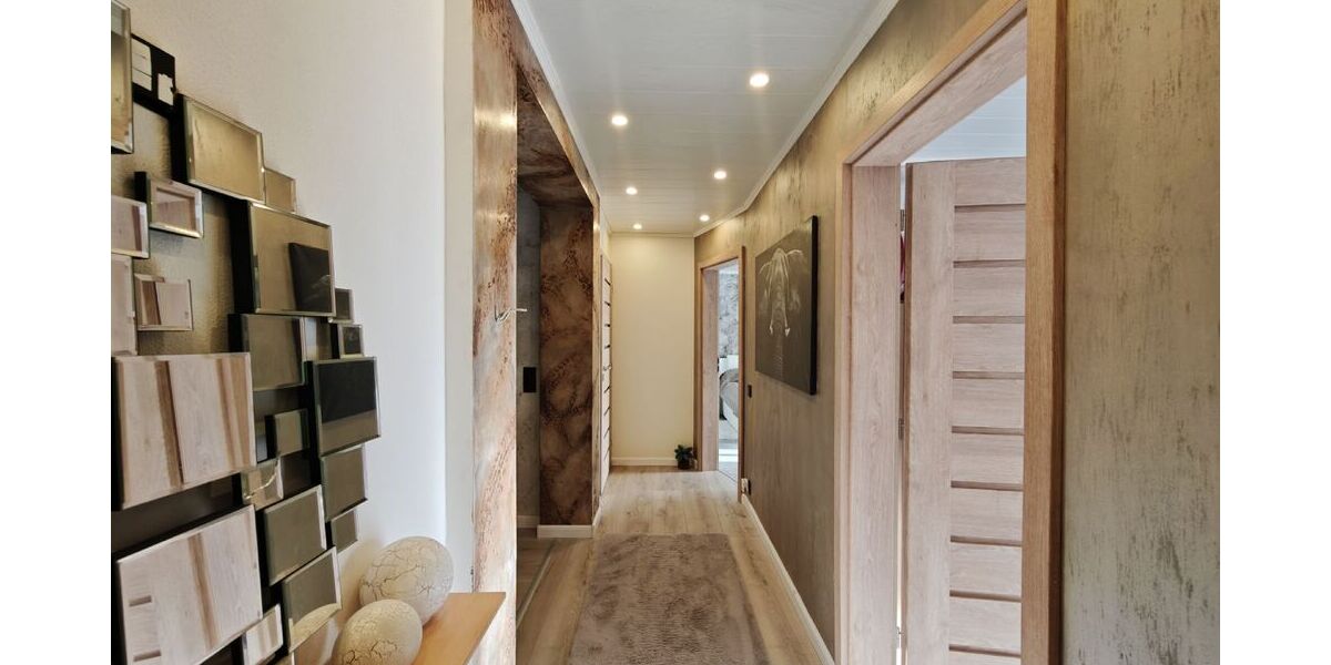 Starke Kapitalanlage - 5-Familienhaus mit Ausbaupotential - Mehrfamilienhaus, Wohnhaus Tiefenbronn | Angebot:24568753