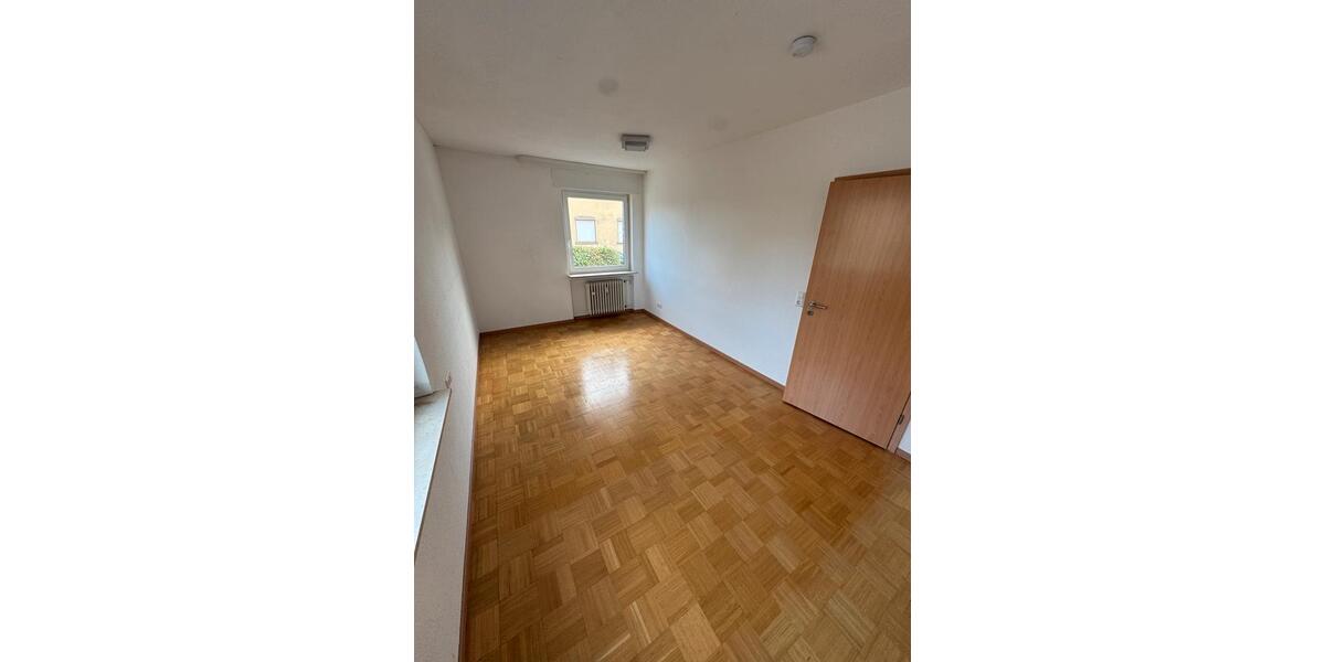 Hochparterre Filderstadt - 3 Zimmer, 71 m&sup2;, 290.000&euro; | Angebot:27225284