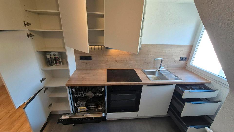 Dachgeschoßwohnung Stuttgart Mühlhausen - 3 Zimmer, 53 m&sup2;, 1.250&euro; | Angebot:25924209