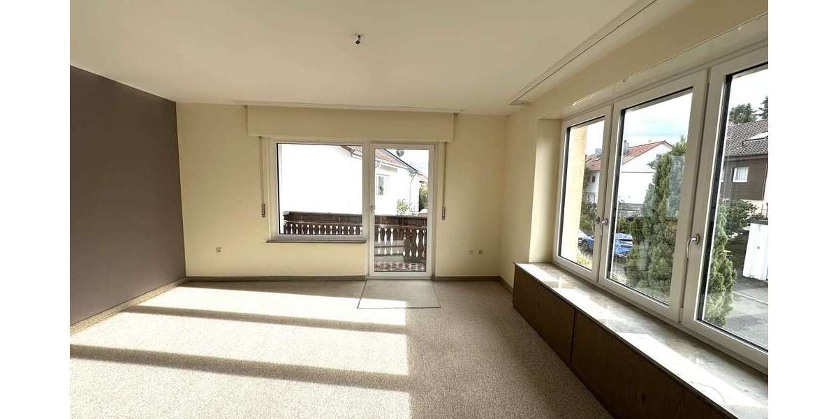 Etagenwohnung Esslingen Brühl - 2 Zimmer, 80 m&sup2;, 372.000&euro; | Angebot:25590893