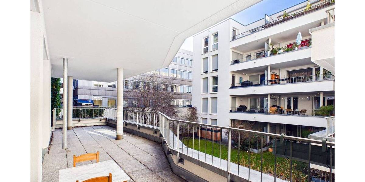 Etagenwohnung Stuttgart Mitte - 4 Zimmer, 150 m&sup2;, 998.000&euro; | Angebot:25996512