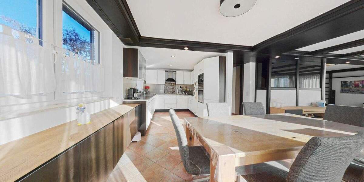 Etagenwohnung Remseck Neckarrems - 7 Zimmer, 226 m&sup2;, 799.000&euro; | Angebot:25706140