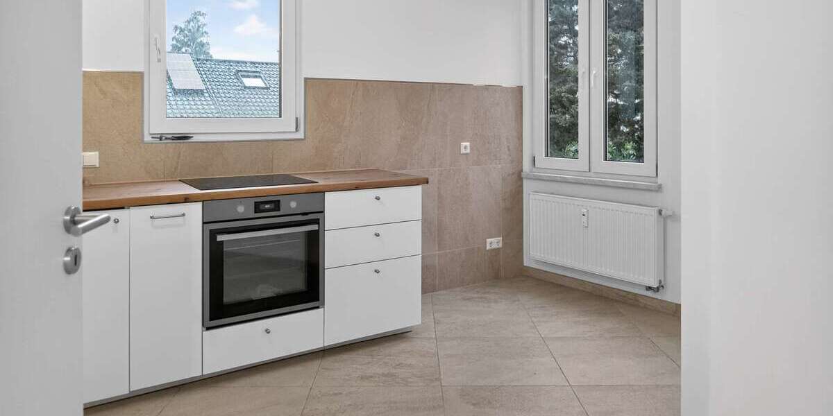 Frisch sanierte 3-Zimmer-Wohnung mit moderner Einbauküche - Erdgeschoßwohnung Esslingen Pliensauvorstadt | Angebot:27226779