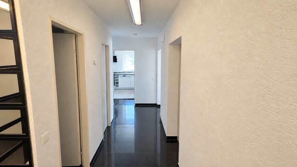 Etagenwohnung Esslingen am Neckar Brühl - 4 Zimmer, 101 m&sup2;, 489.000&euro; | Angebot:27569672
