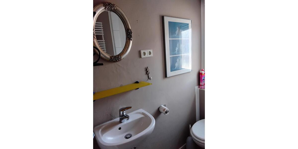 Etagenwohnung Stuttgart Feuerbach - 1.5 Zimmer, 30 m&sup2;, 720&euro; | Angebot:25283979