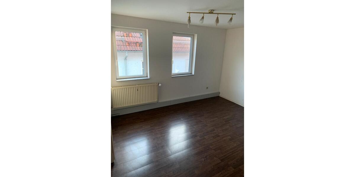 Etagenwohnung Pleidelsheim - 6 Zimmer, 110 m&sup2;, 1.450&euro; | Angebot:26432824