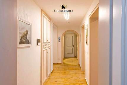 Haus Freiberg am Neckar Heutingsheim - 6 Zimmer, 156 m&sup2;, 990.000&euro; | Angebot:25733925