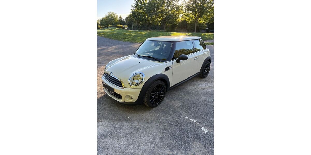 Mini ONE 118.000 km 6.550 &euro; Brackenheim 74336