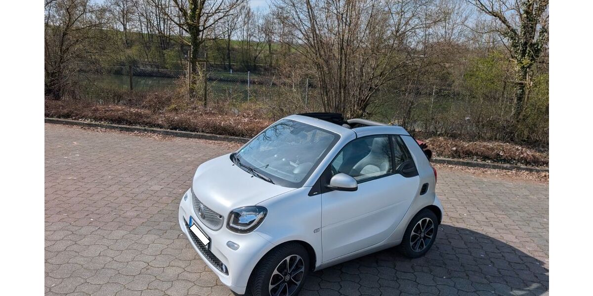 Smart ForTwo 79.543 km 13.499 &euro; Ludwigsburg 71642