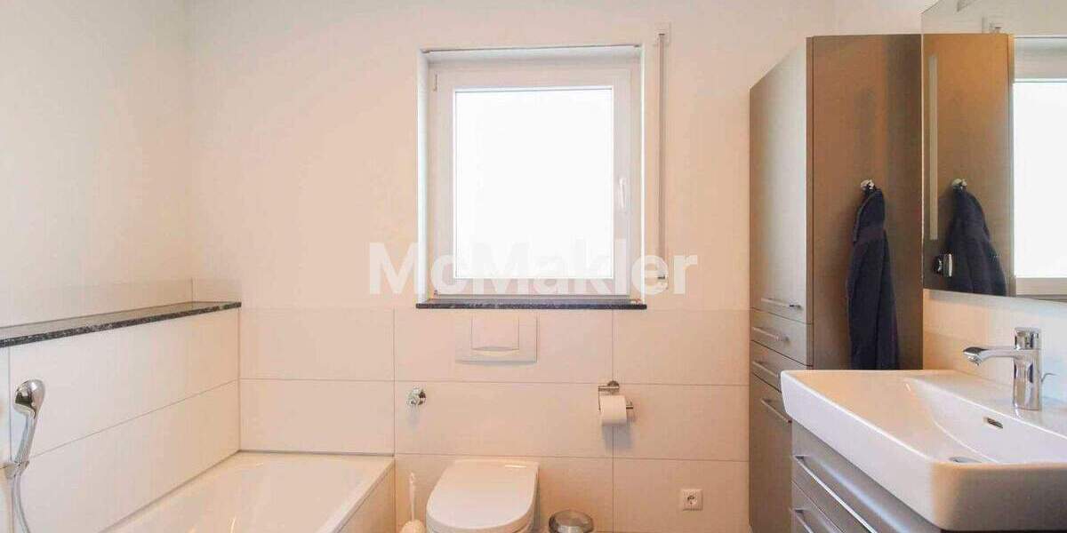 Einfamilienhaus Bietigheim-Bissingen Bissingen - 7 Zimmer, 749.000&euro; | Angebot:25823035