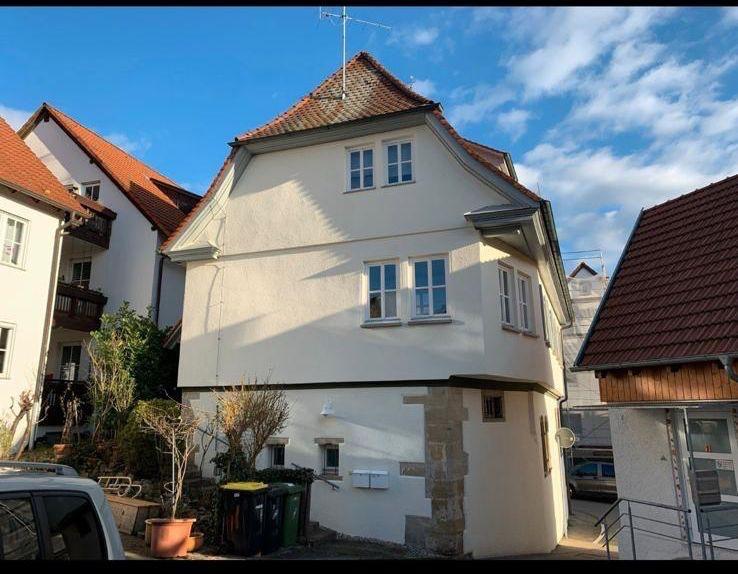 Dachgeschoßwohnung Ludwigsburg Hoheneck - 2.5 Zimmer, 70 m&sup2;, 210.000&euro; | Angebot:26844883