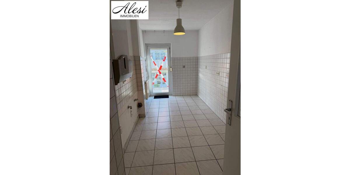 Etagenwohnung Stuttgart Süd - 3 Zimmer, 80 m&sup2;, 360.000&euro; | Angebot:25726987