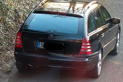 Mercedes-Benz C 280 336.000 km 1.750 &euro; Stuttgart 70178