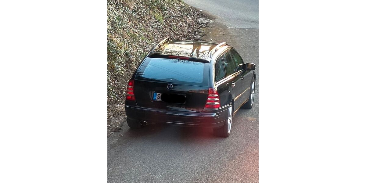Mercedes-Benz C 280 336.000 km 2.000 &euro; Stuttgart 70178